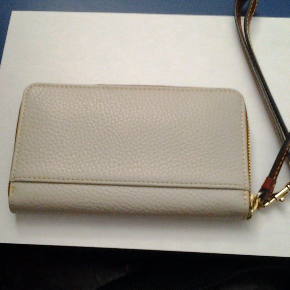 Dooney & Bourke Bags Dooney And Bourke Zip Around Wallet Poshmark